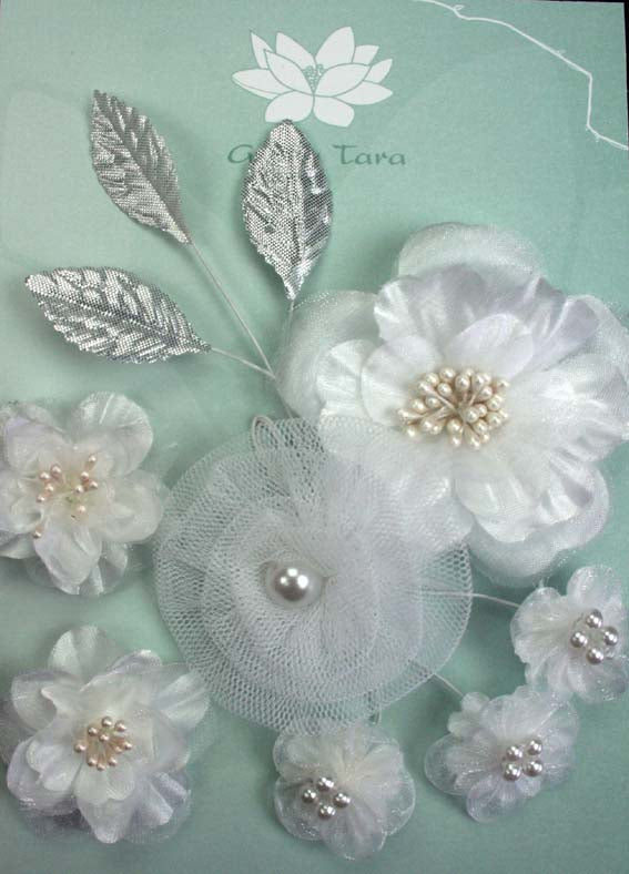 Fabric Flowers White Pearl pack