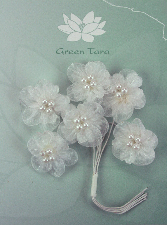 Organza Pearl Flowers 3cm White